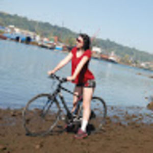 Meet your Posher, Danni